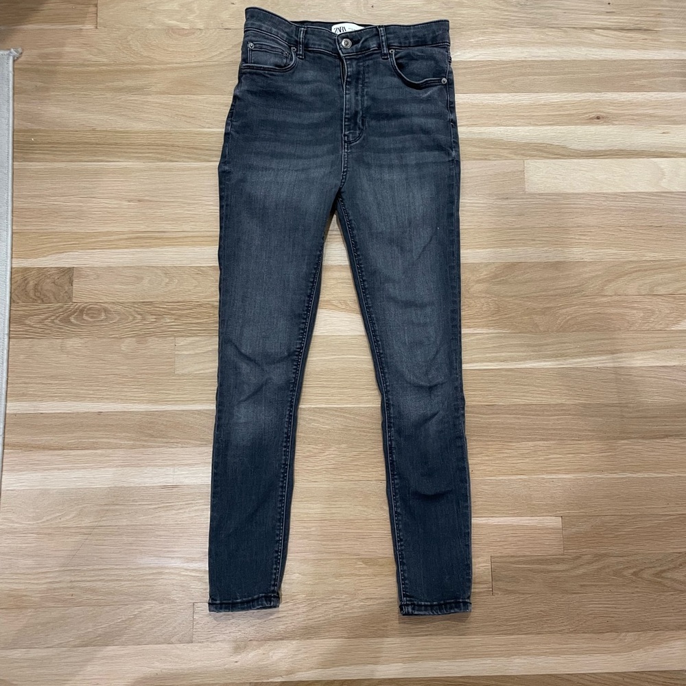 Zara Charcoal Black Denim Skinny Jeans Size 6